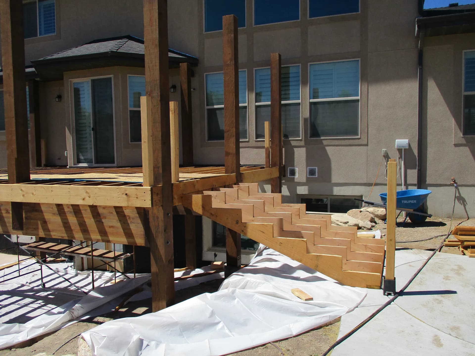 Stair stringer framing